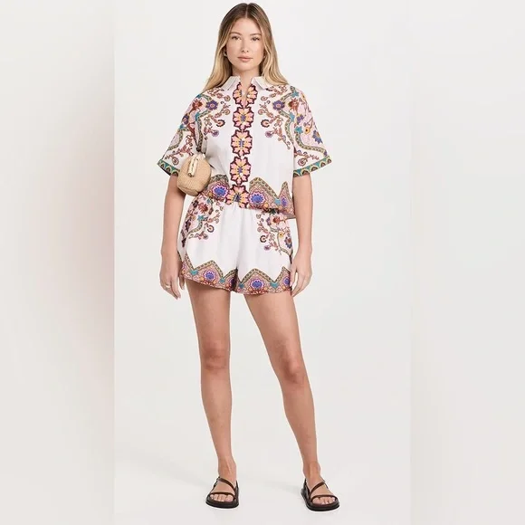 CLEOBELLA MALCOLM SHORTS, NWT Size M - Picture 1 of 3